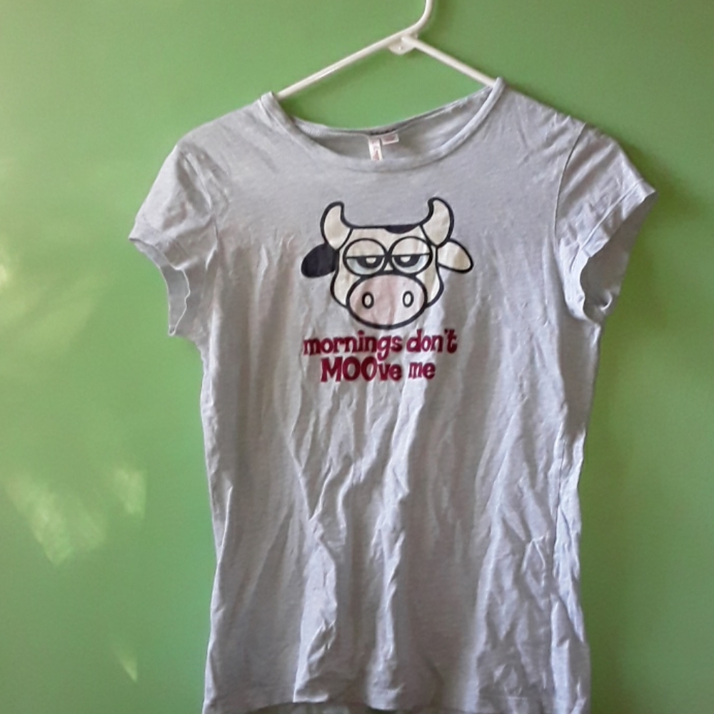 Graphic tee